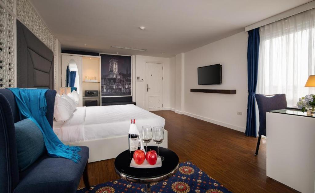 Hotel Victor Metropolis & Rooftop Bar - Victor Group